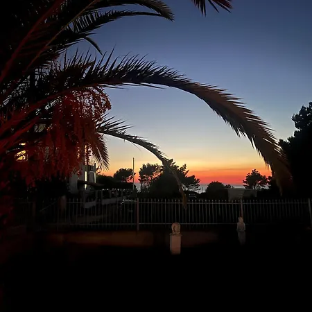 Seaside Nest Cozy In Halkidiki וילה נאה פוטידאה