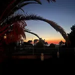 Seaside Nest Cozy In Halkidiki Villa Potidée