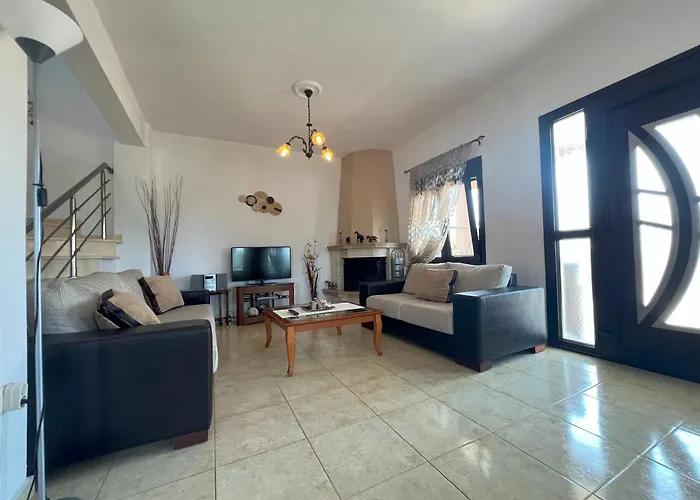 Seaside Nest Cozy In Halkidiki Вилла Неа-Потидеа
